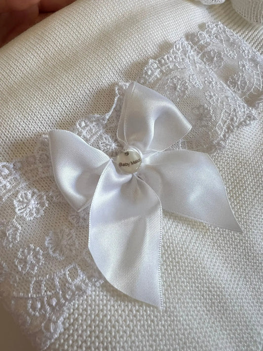 Manta de Malha com Renda e Laço de Cetim Alma de Ternura
