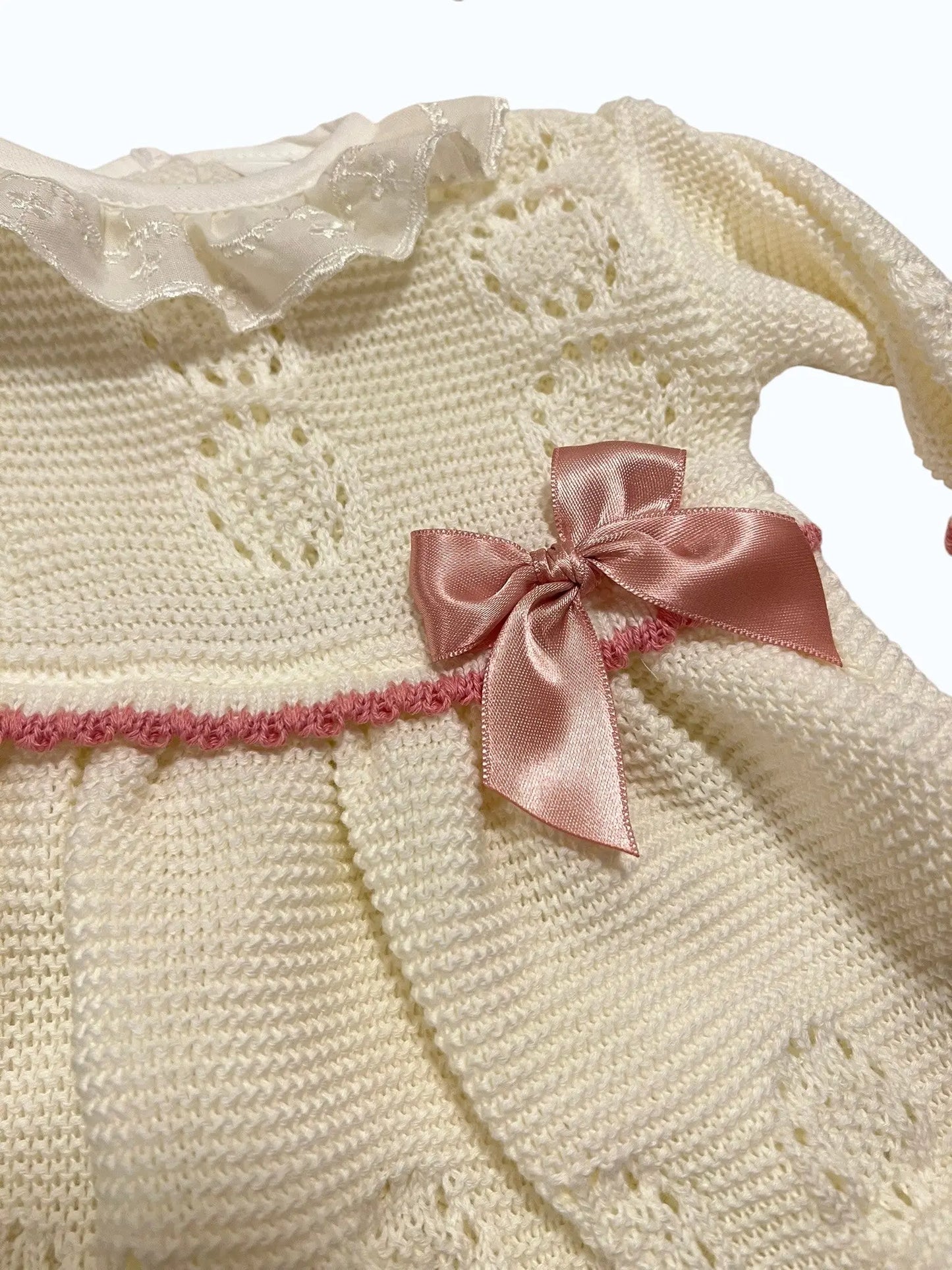 Vestido de Bebé em Algodão com Gola Bordada e Touca Rosa Velho Alma de Ternura